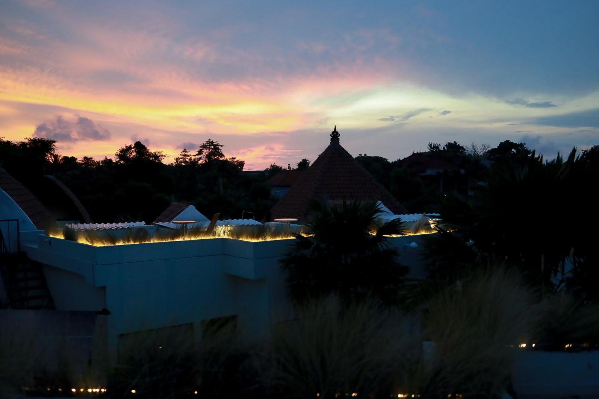 Kaya Uluwatu Hostel Exterior foto